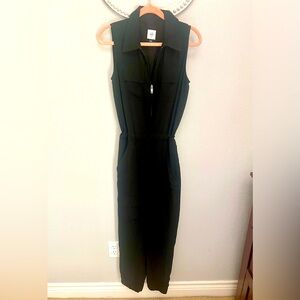 Black Sleeveless Jumpsuit with Zipper